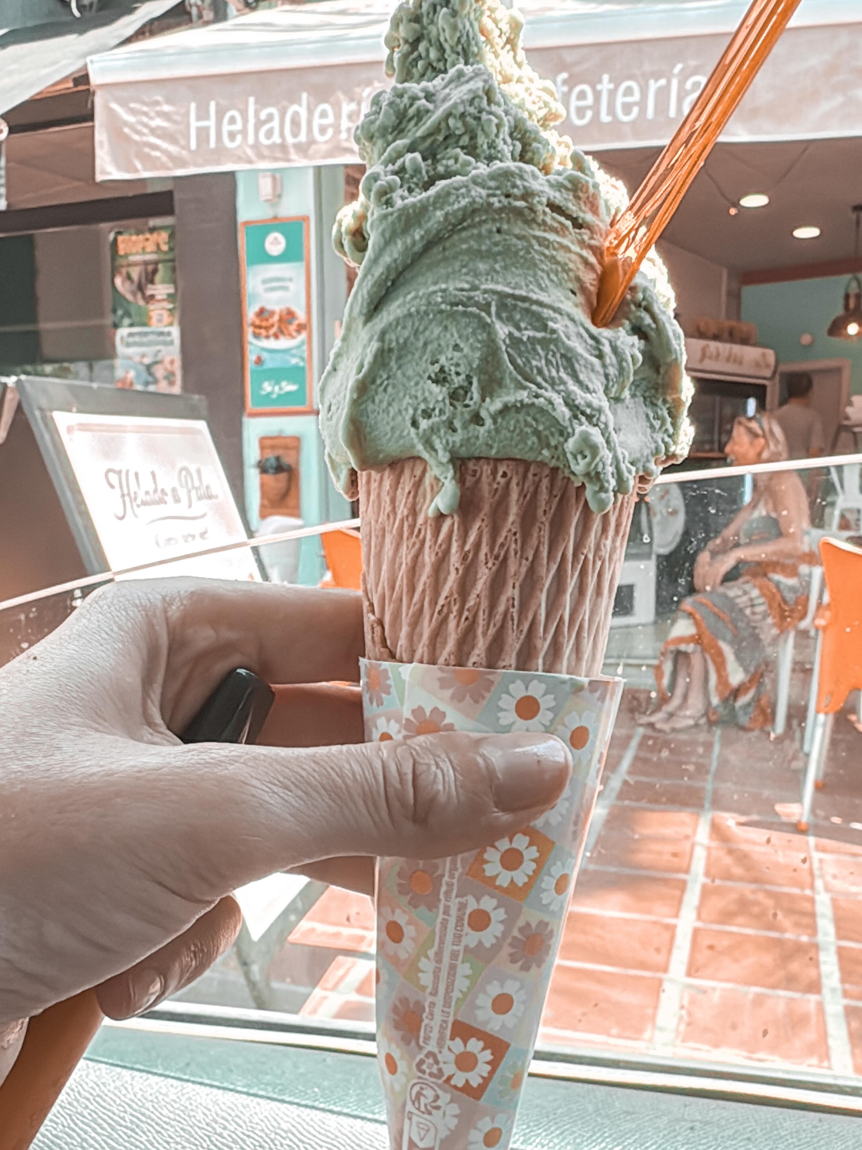 The best ice cream! & take away service, you are the best guys 🇦🇷 🥰 - LL
Achicharraiitaaaa 🍦

.
.
.
.
#travelwoman #pistachoicecream #summervibes #vitamind #happiness