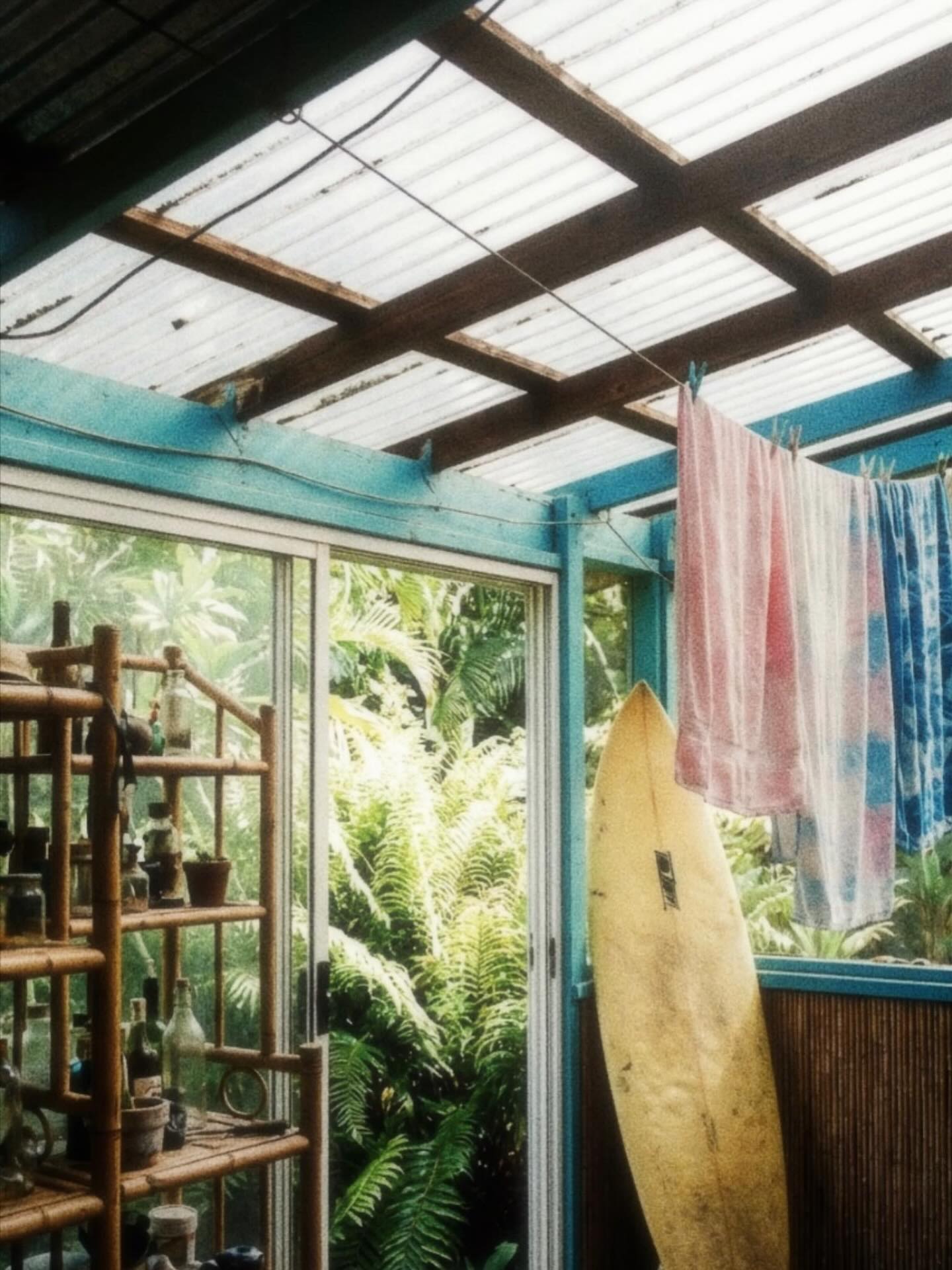 “La felicidad es interior, no exterior,
por lo tanto, no depende de lo que tenemos, sino de lo que somos.” - Pablo Neruda

.
.
.
.
#travelwoman #solotravel #health #westoreastcoast #passportready